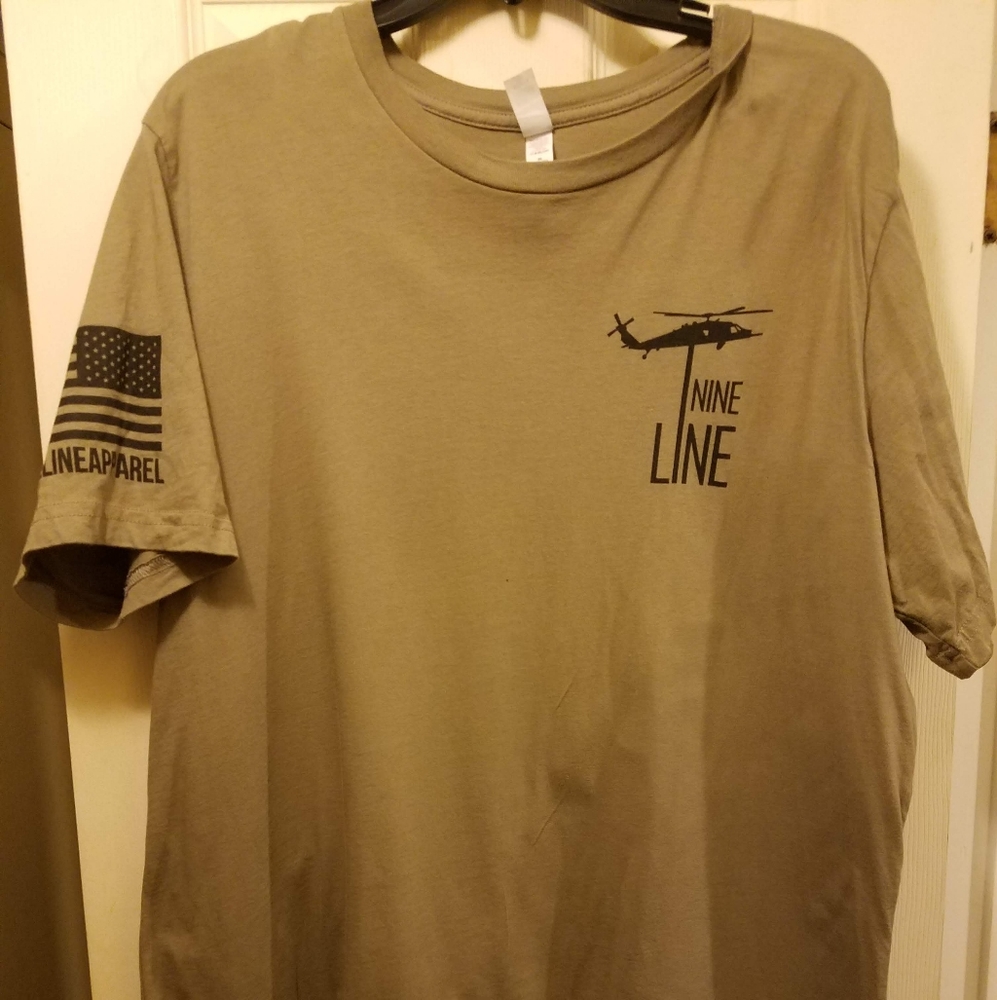 Men’s nine line olive green Tshirt. Size Xl.